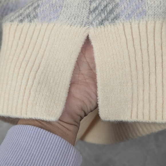 Loft Size Medium NWT Soft Sweater Cream Gray Lavender Loose Turtleneck - Picture 7 of 13